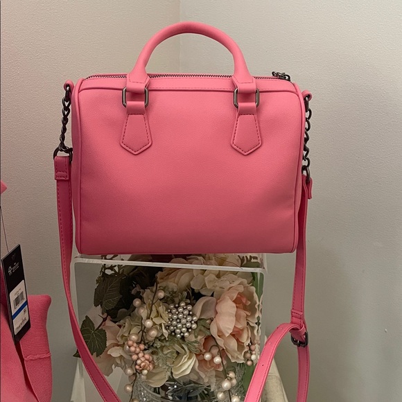 Juicy Couture Bubblegum Pink Crystal Embellished Satchel - Picture 4 of 11
